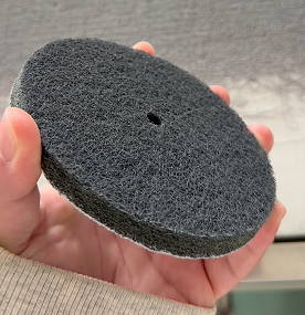 工业除锈别乱选！灰色工业百洁布使用技巧