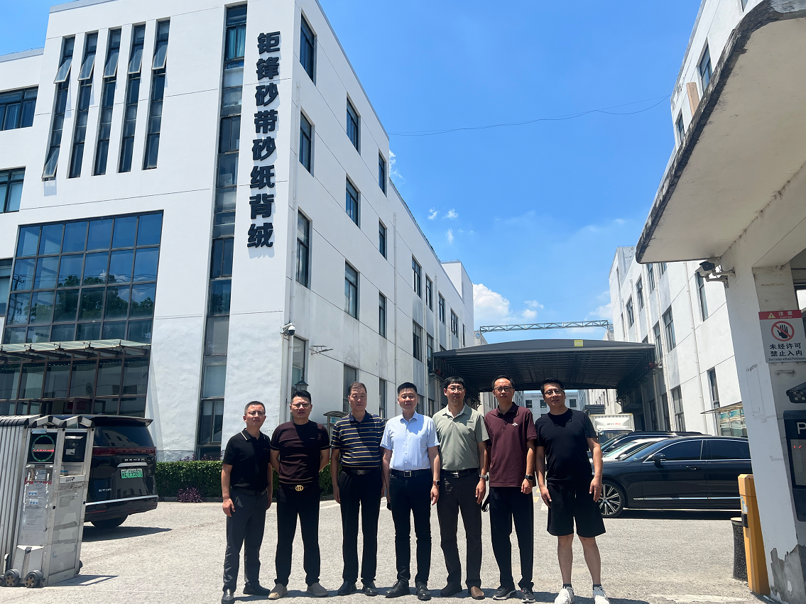洛阳理工学院到访苏州钜锋砂带研磨有限公司，共商校企合作新路径